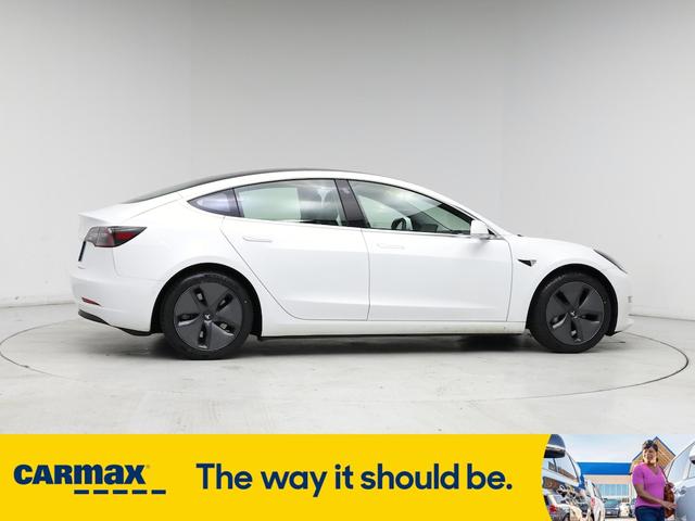 Photo of 2020 White Tesla Model 3