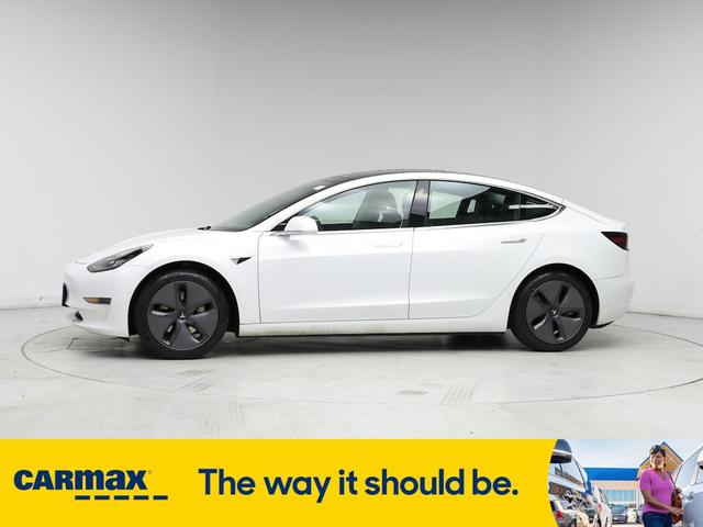 Photo of 2020 White Tesla Model 3