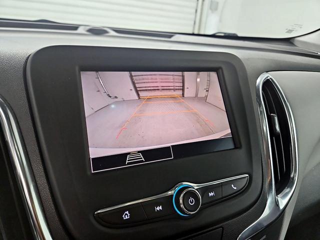 Photo of 2023 White Chevrolet Equinox