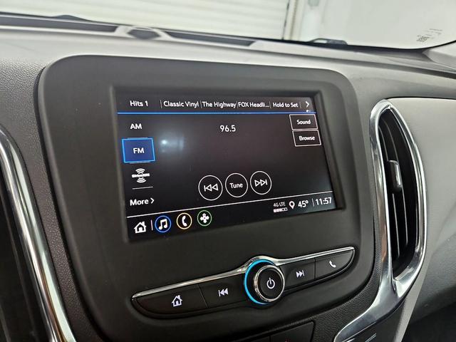 Photo of 2023 White Chevrolet Equinox