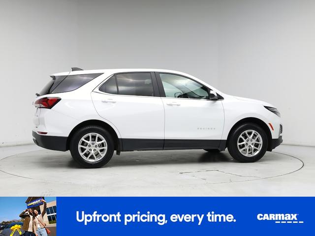 Photo of 2023 White Chevrolet Equinox