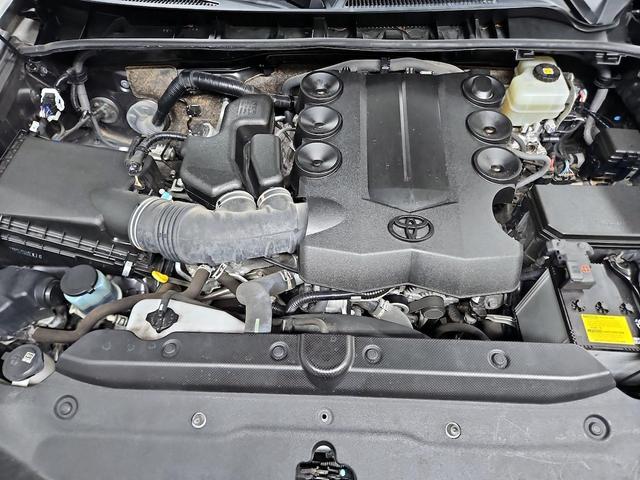 Photo of 2020 Gray Toyota 4Runner