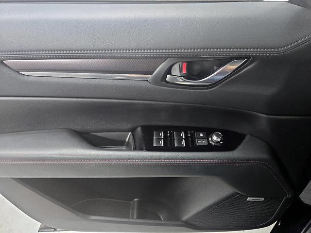 Photo of 2022 Black Mazda CX-5