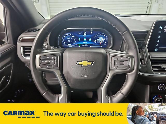 Photo of 2023 Black Chevrolet Suburban
