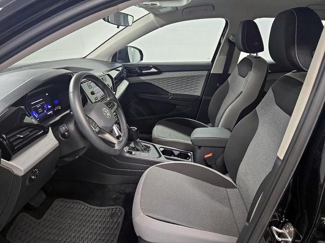 Photo of 2023 Black Volkswagen Taos