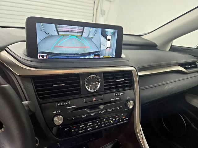 Photo of 2022 Gray Lexus RX 350