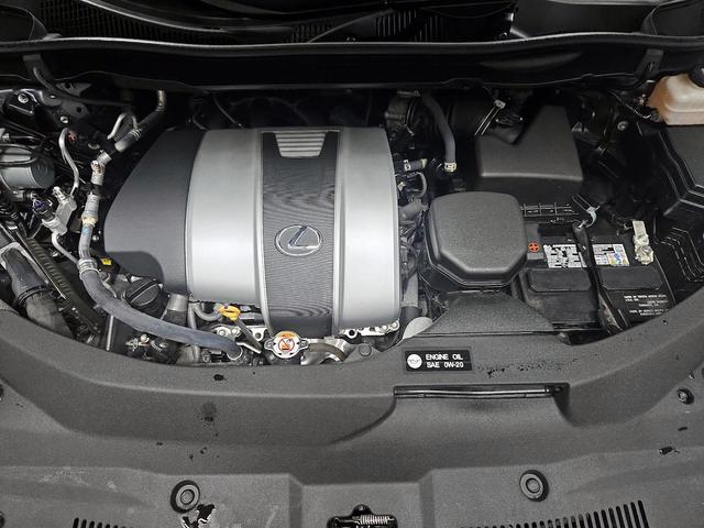 Photo of 2022 Gray Lexus RX 350