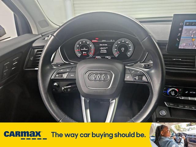 Photo of 2021 Blue Audi Q5