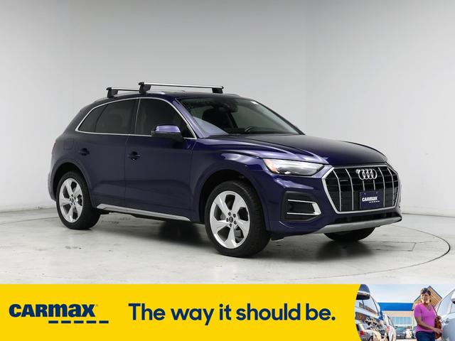 Photo of 2021 Blue Audi Q5