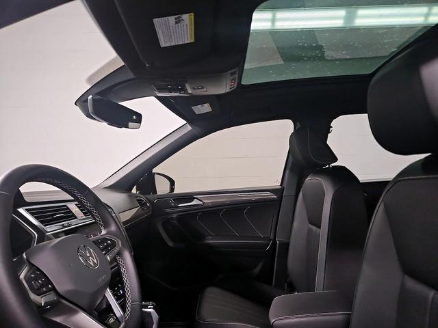 Photo of 2023 Gray Volkswagen Tiguan