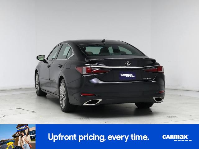 Photo of 2022 Black Lexus ES 350