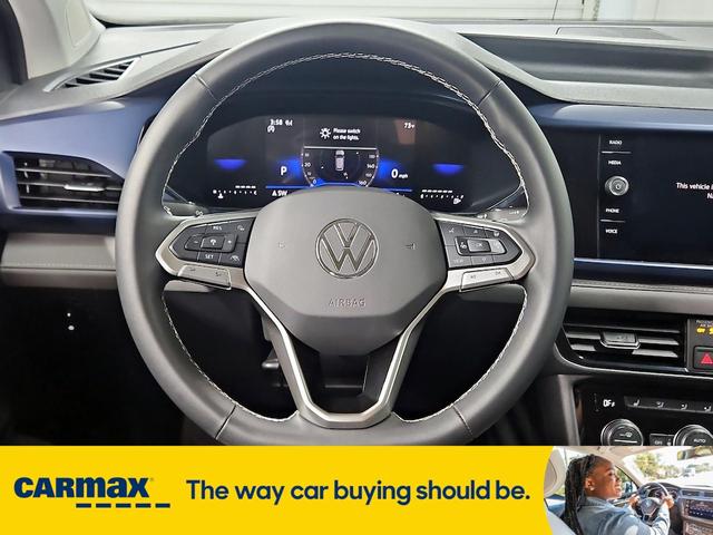 Photo of 2024 Gray Volkswagen Taos