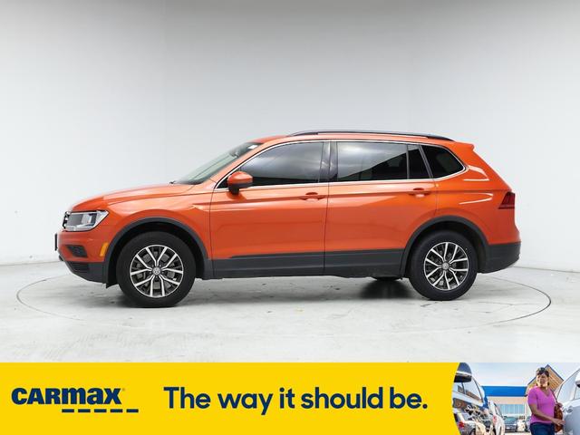 Photo of 2019 Orange Volkswagen Tiguan