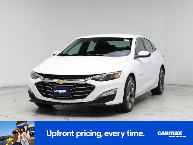 Photo of 2023 White Chevrolet Malibu