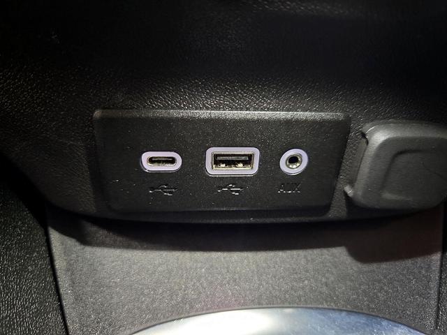 Photo of 2023 White Chevrolet Malibu