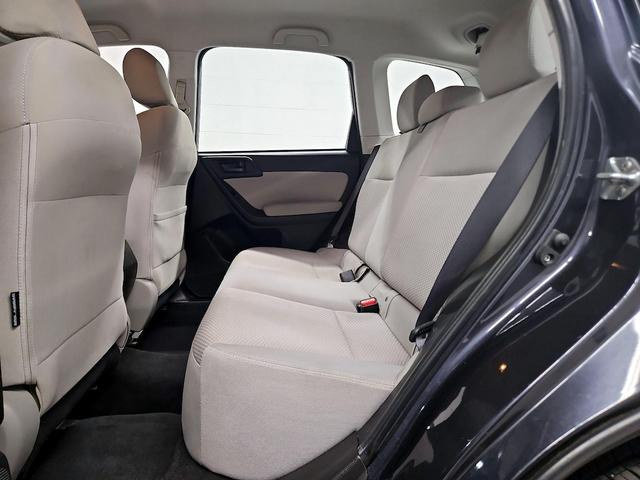 Photo of 2014 Gray Subaru Forester