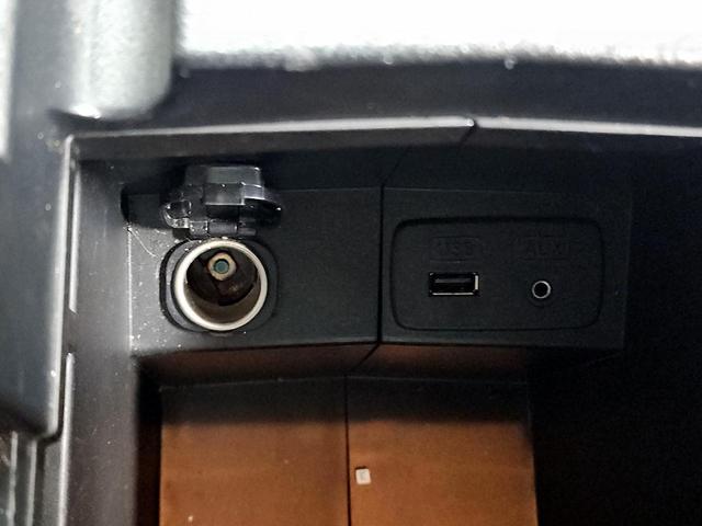 Photo of 2014 Gray Subaru Forester