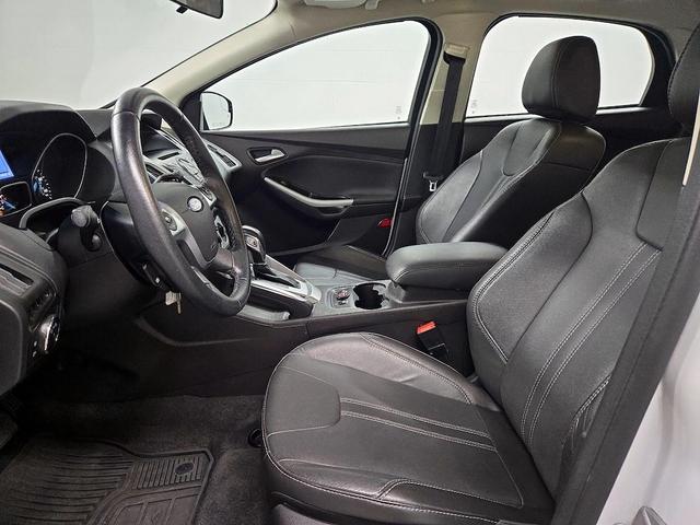 Photo of 2014 White Ford Focus