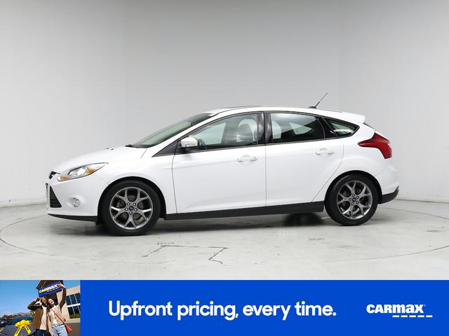 Photo of 2014 White Ford Focus