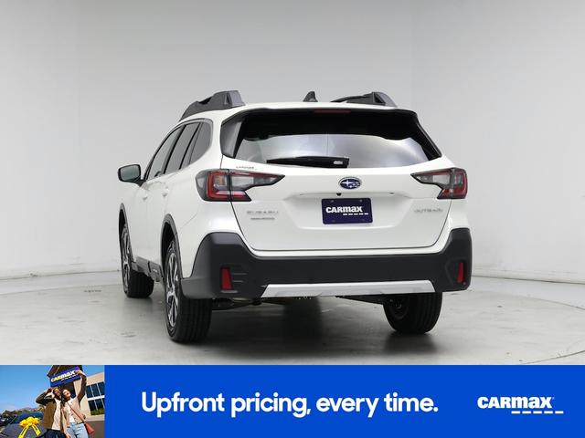 Photo of 2022 White Subaru Outback