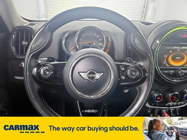 Photo of 2017 Orange MINI Countryman