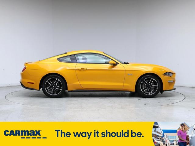 Photo of 2019 Orange Ford Mustang