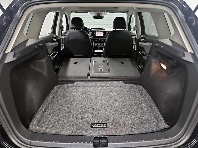 Photo of 2022 Black Volkswagen Taos