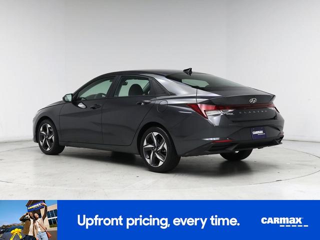 Photo of 2023 Gray Hyundai ELANTRA