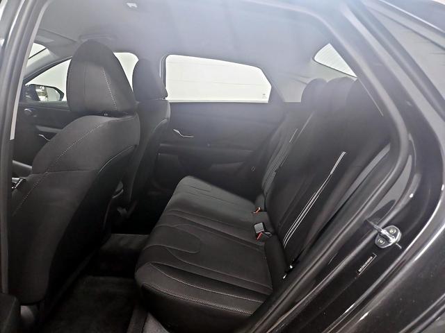 Photo of 2023 Gray Hyundai ELANTRA