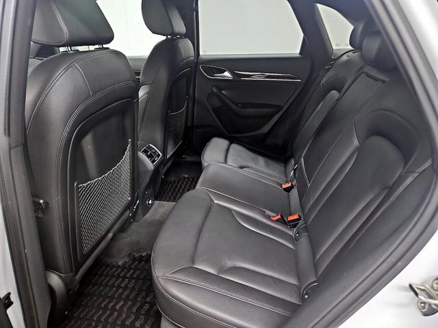 Photo of 2018 White Audi Q3