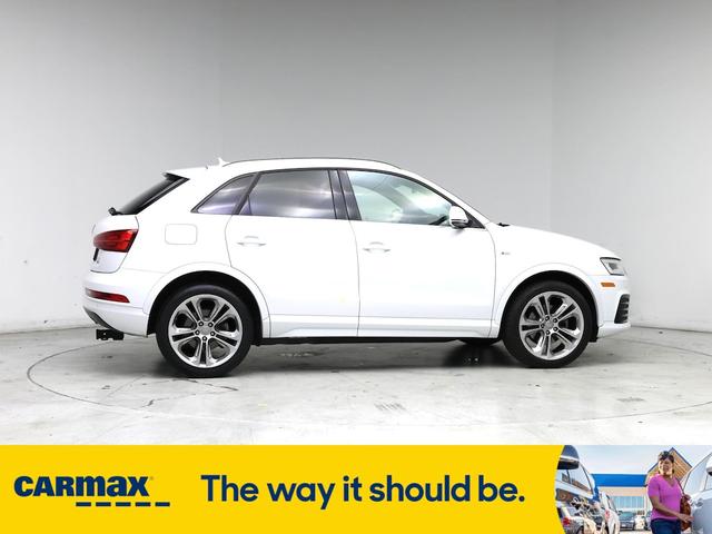 Photo of 2018 White Audi Q3