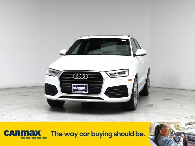 Photo of 2018 White Audi Q3