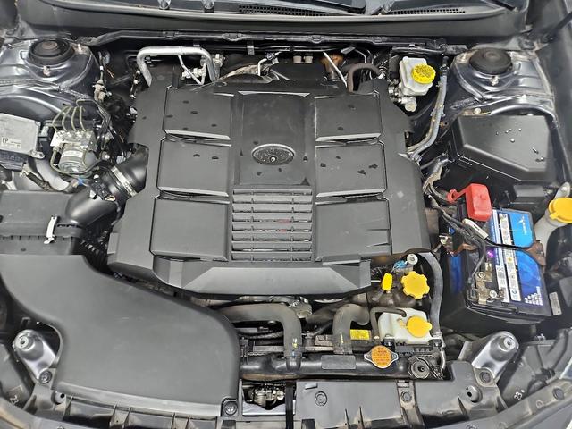 Photo of 2019 Gray Subaru Outback