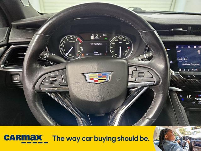 Photo of 2023 Blue Cadillac XT6