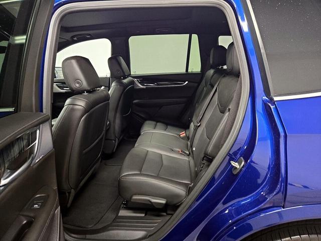 Photo of 2023 Blue Cadillac XT6