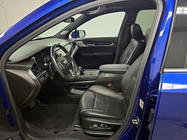 Photo of 2023 Blue Cadillac XT6