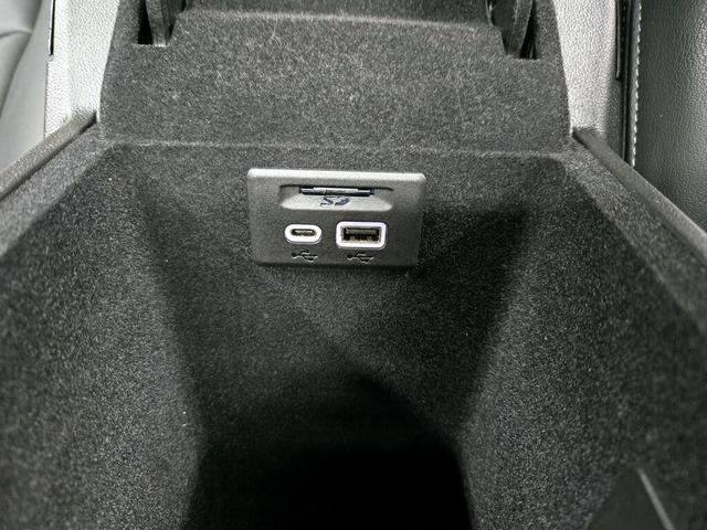 Photo of 2023 Blue Cadillac XT6
