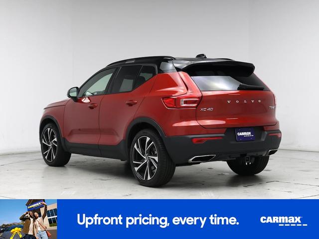 Photo of 2020 Red Volvo XC40