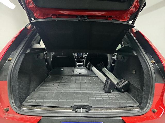 Photo of 2020 Red Volvo XC40