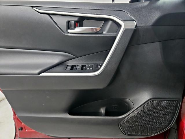 Photo of 2020 Red Toyota RAV4 Hybrid