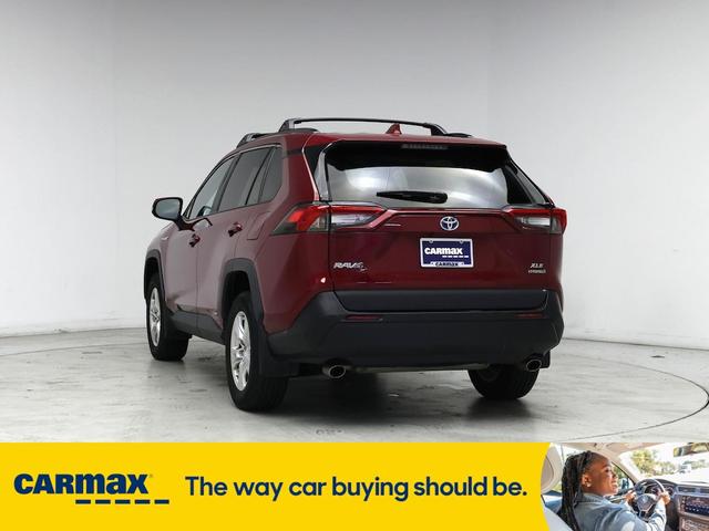 Photo of 2020 Red Toyota RAV4 Hybrid