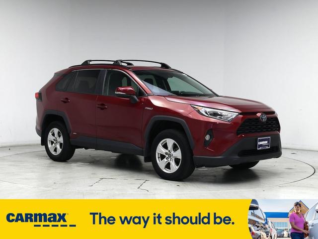 Photo of 2020 Red Toyota RAV4 Hybrid