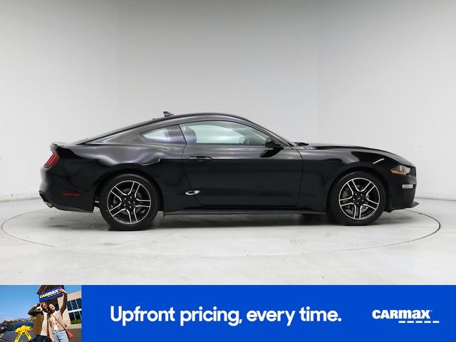 Photo of 2023 Black Ford Mustang