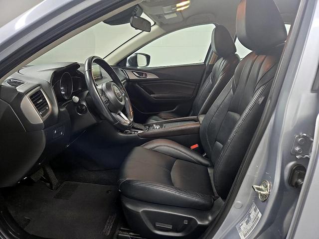 Photo of 2017 Silver Mazda Mazda3