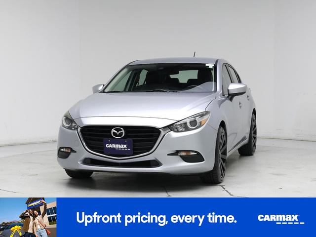 Photo of 2017 Silver Mazda Mazda3