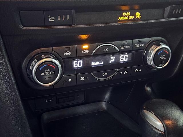 Photo of 2017 Silver Mazda Mazda3