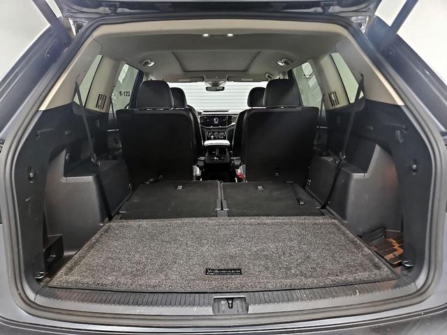 Photo of 2021 Gray Volkswagen Atlas