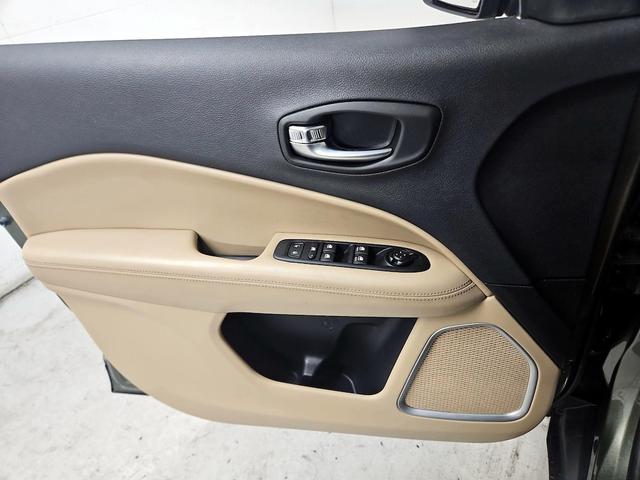 Photo of 2019 Green Jeep Compass