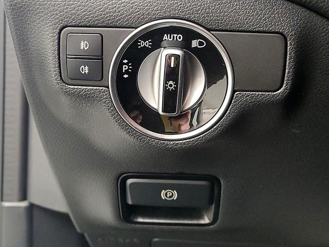 Photo of 2019 White Mercedes-Benz GLA 250