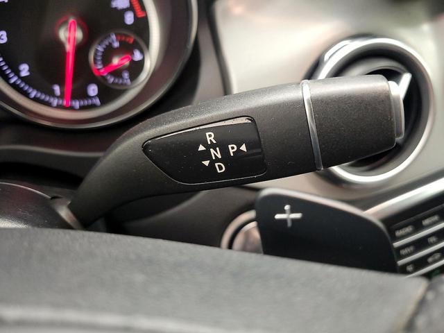 Photo of 2019 White Mercedes-Benz GLA 250